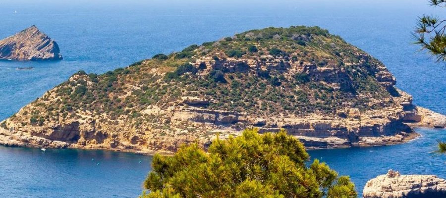 Wonders of Jávea to see from the sea