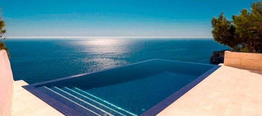 Villas en venta en Jávea con piscina