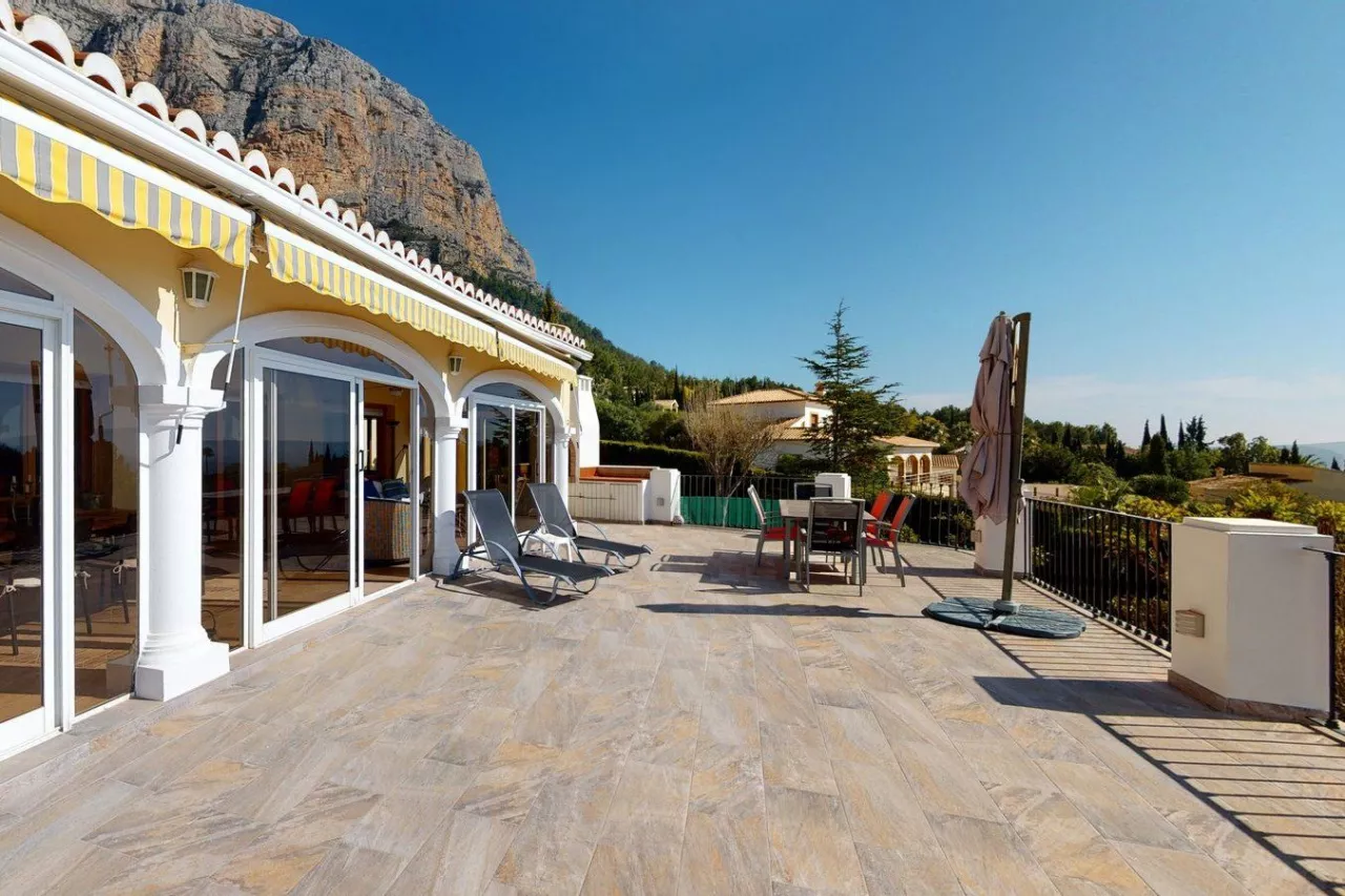 Villa on the Montgó in Jávea with open views - 4/43