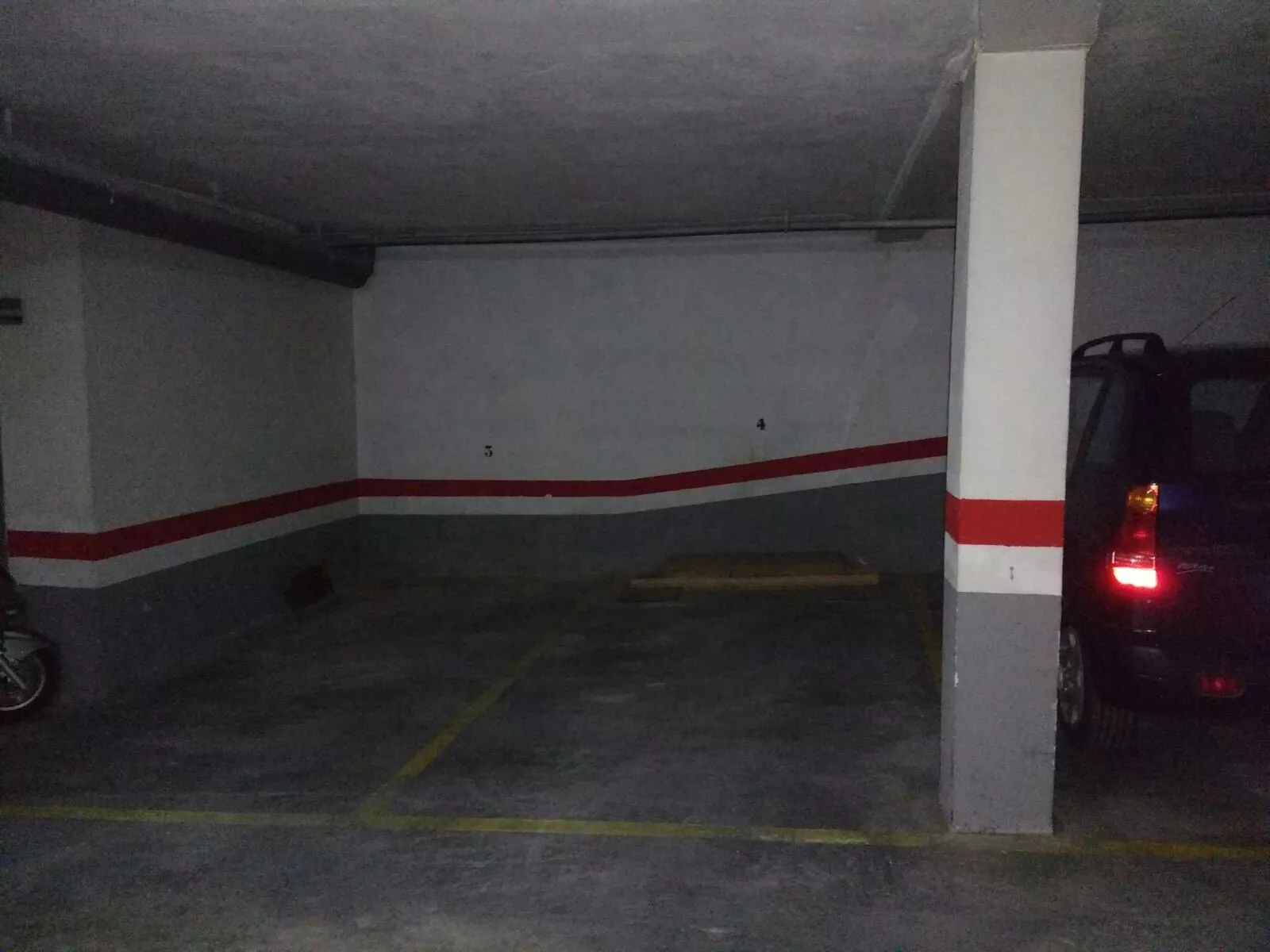 Il s’est vendu à deux places de stationnement dans le Centre de Javea
