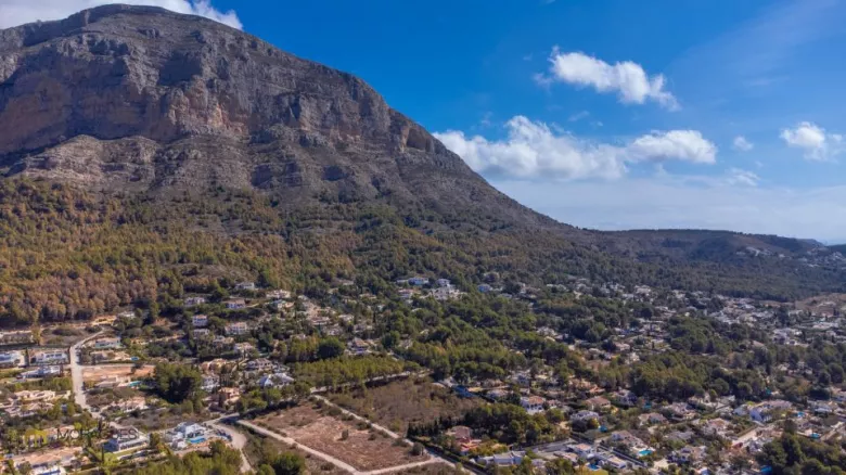 Baugrundstück im Montgó - Jávea  - 4/15