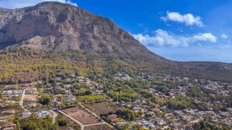 Baugrundstück im Montgó - Jávea  - 5/15