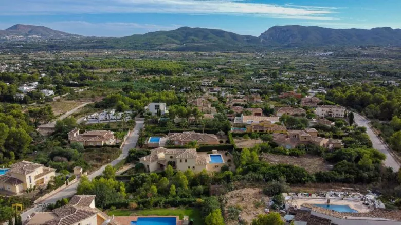 Baugrundstück mit Meerblick in Jávea - 3/4