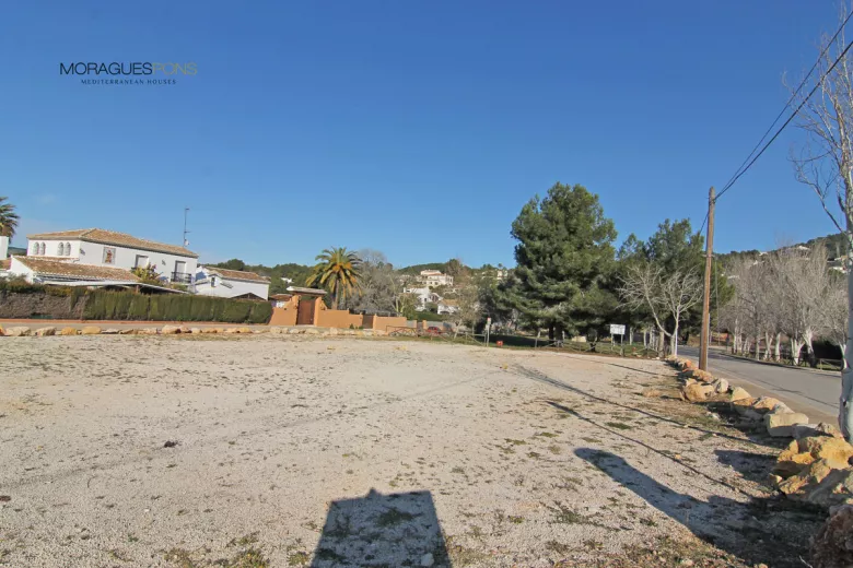 Perceel voor commercieel gebruik op Rafalet - 1/3