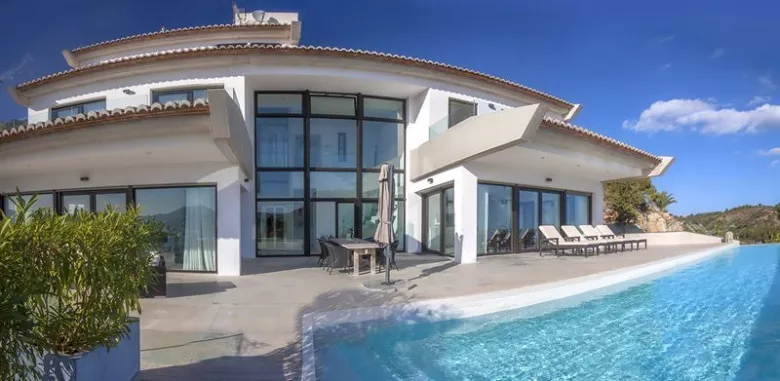 Luxury villa with seaview in Javea - 1/17