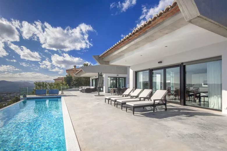 Luxury villa with seaview in Javea - 2/17
