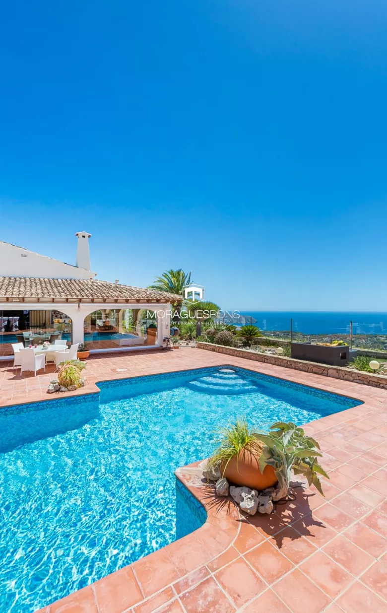 Villa in Moraira met zeezicht - 3/18