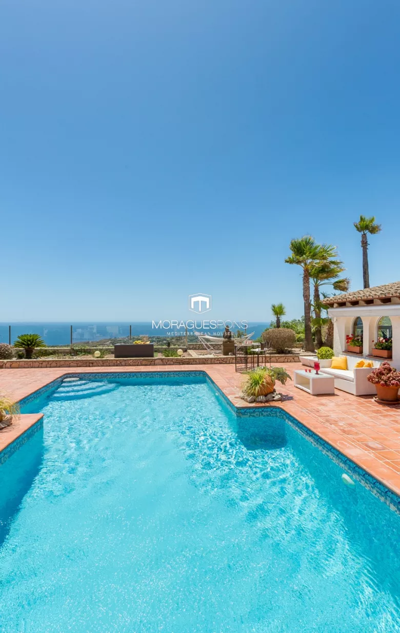 Villa in Moraira met zeezicht - 4/18