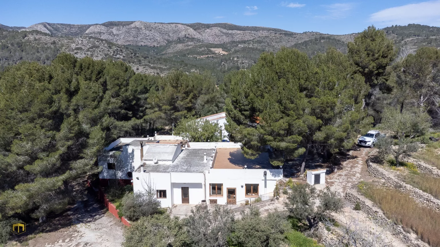 Tenemos más villas en venta en gata como la que estás buscando