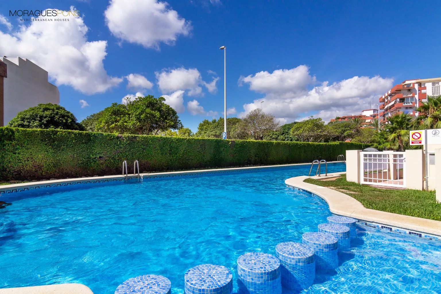 We have more flats with garage for rent in jávea like the one you are looking for