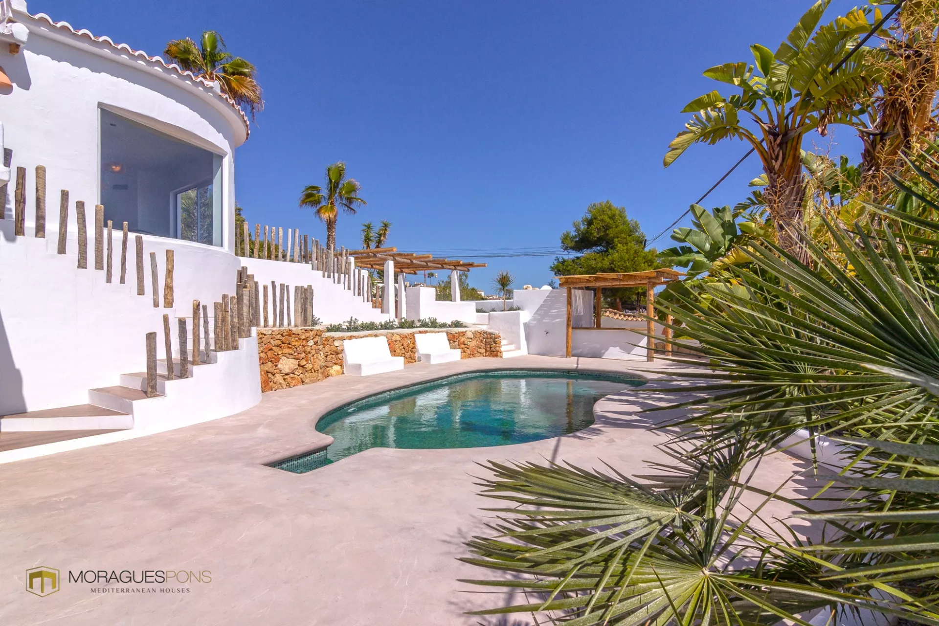 Villa a la venta en Moraira con vistas al mar - 2/31