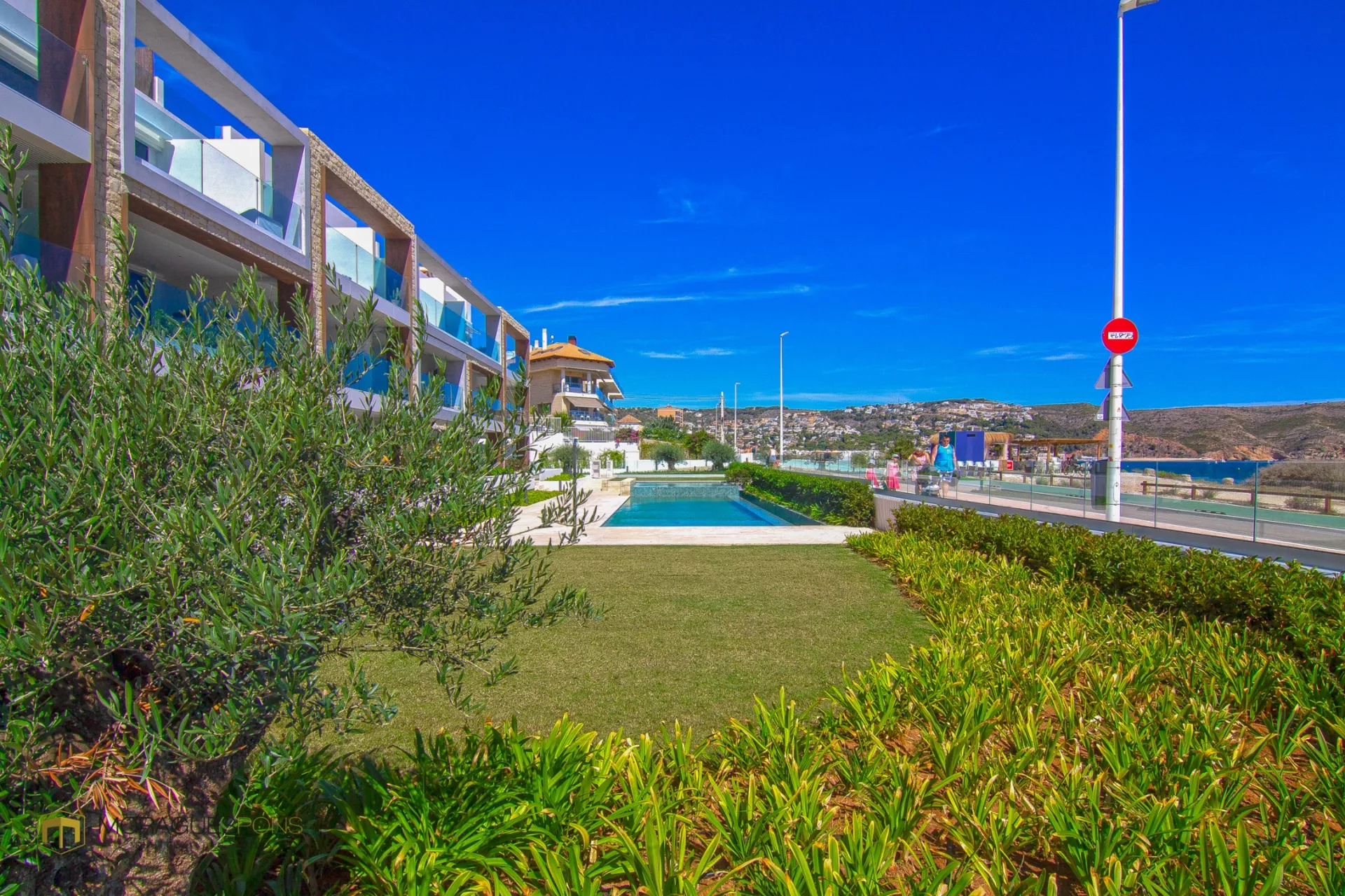 Alquiler de invierno - Magnífica planta baja con vistas al mar en Jávea - 2/16