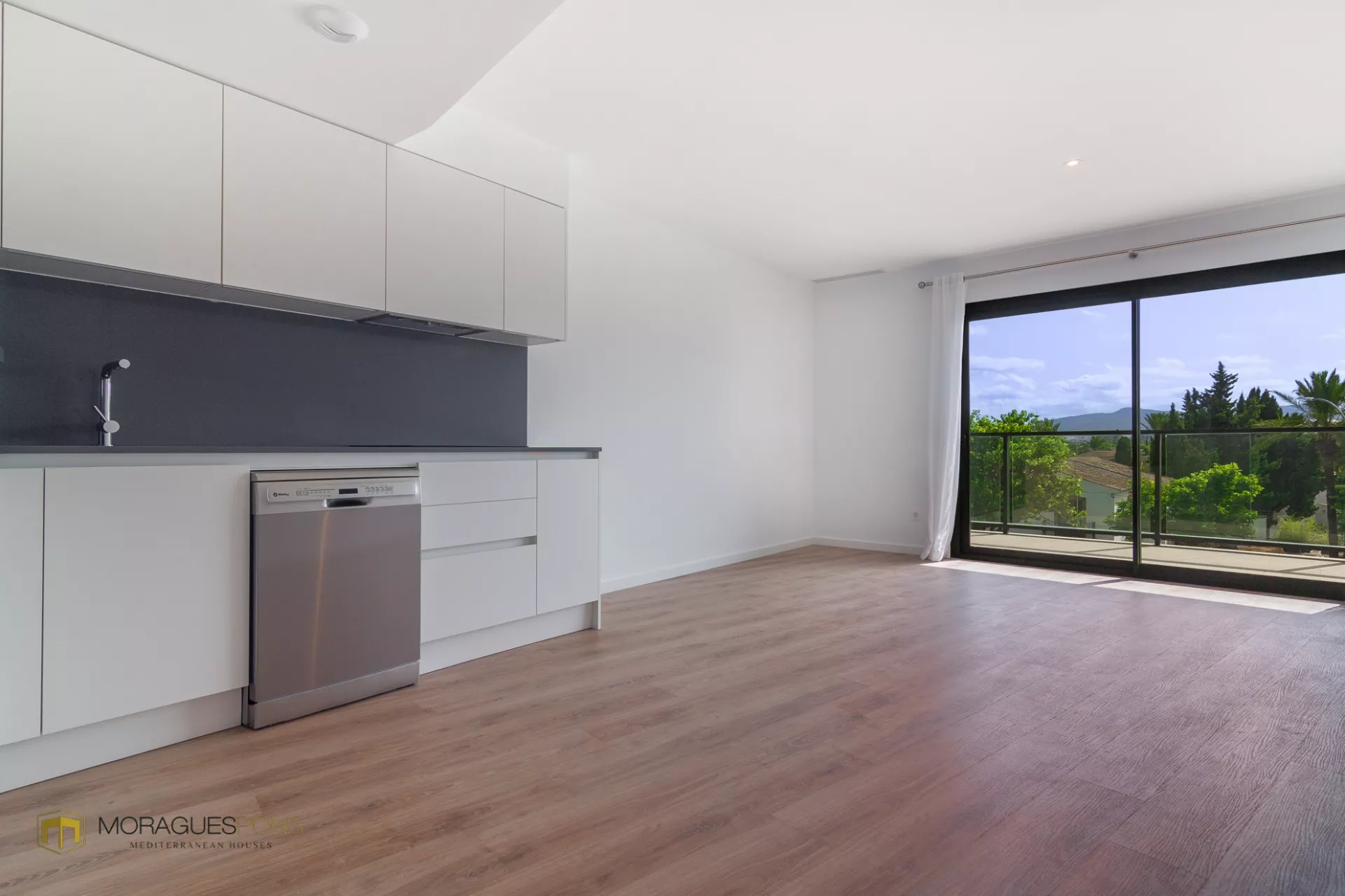 Apartamento en alquiler de larga estancia entre el puerto y el pueblo - 4/16