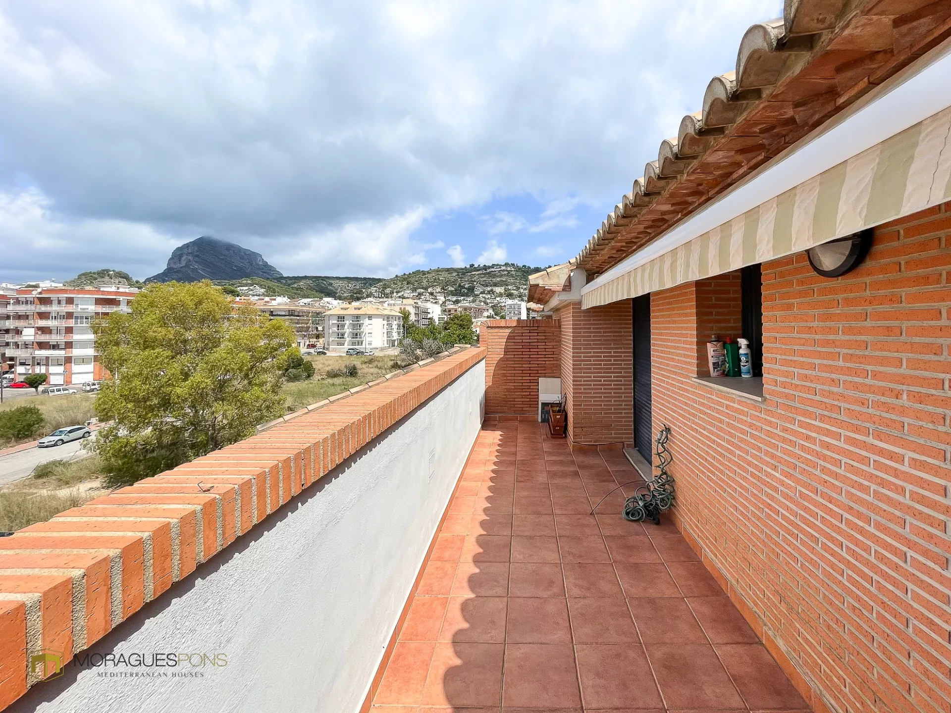 Ático con terraza y vistas al mar en Jávea - 3/27