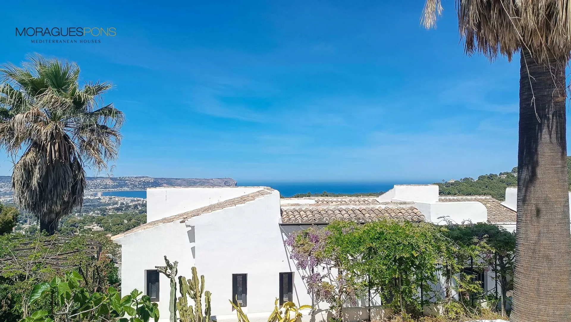 Huis in Jávea met adembenemend panoramisch uitzicht op zee en de Montgó - 1/27