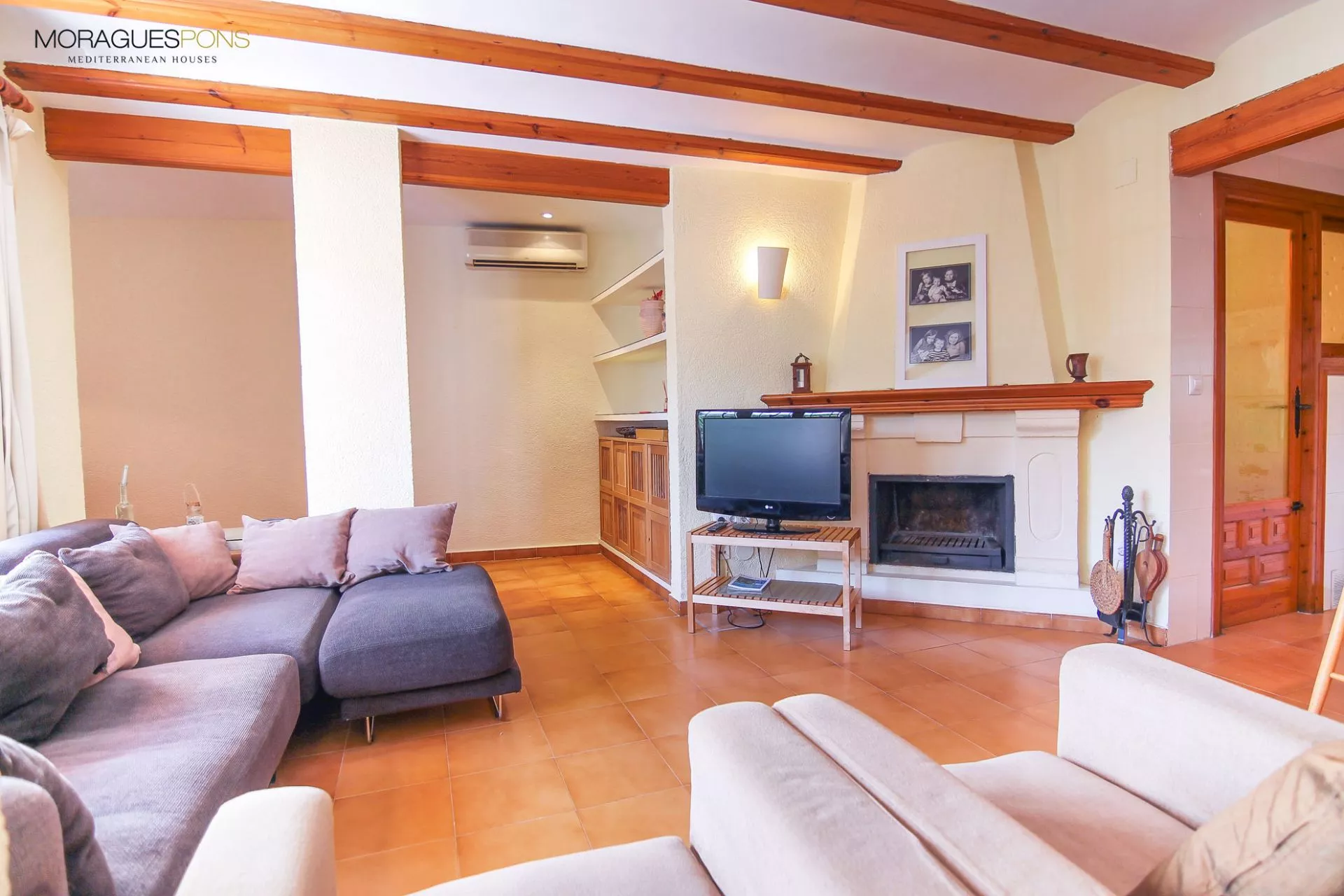 Murs en pierre blanches Méditerranée cette belle maison de ville à Jávea - 5/22