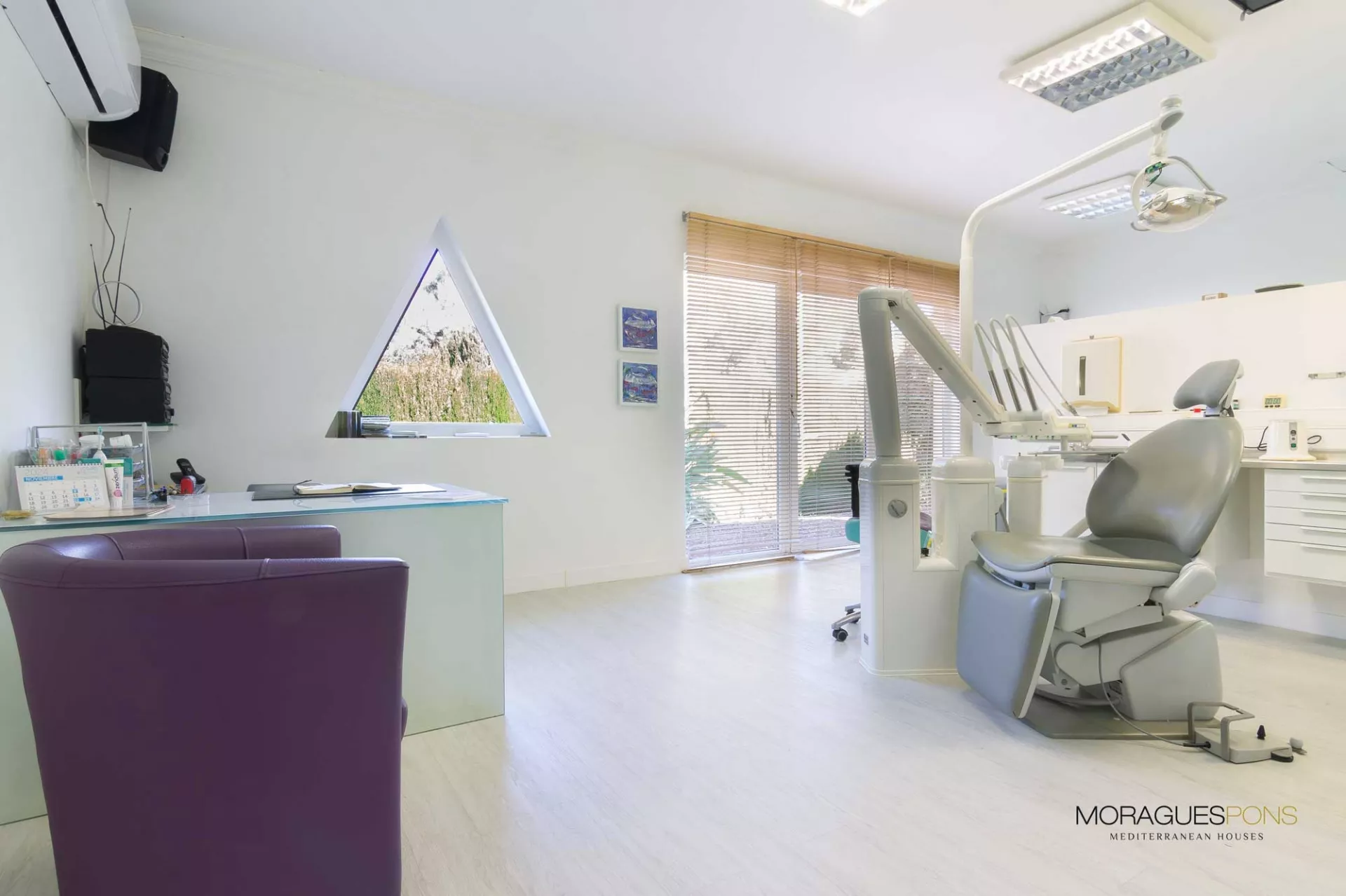 Multifunctional Commercial Space in Jávea – Ideal for Businesses and Professionals - 5/19
