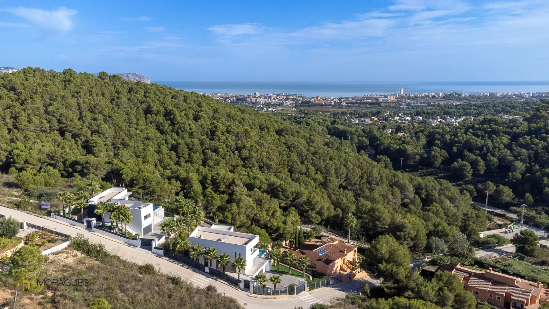 Perceel te koop met uitzicht op zee. - 1/14