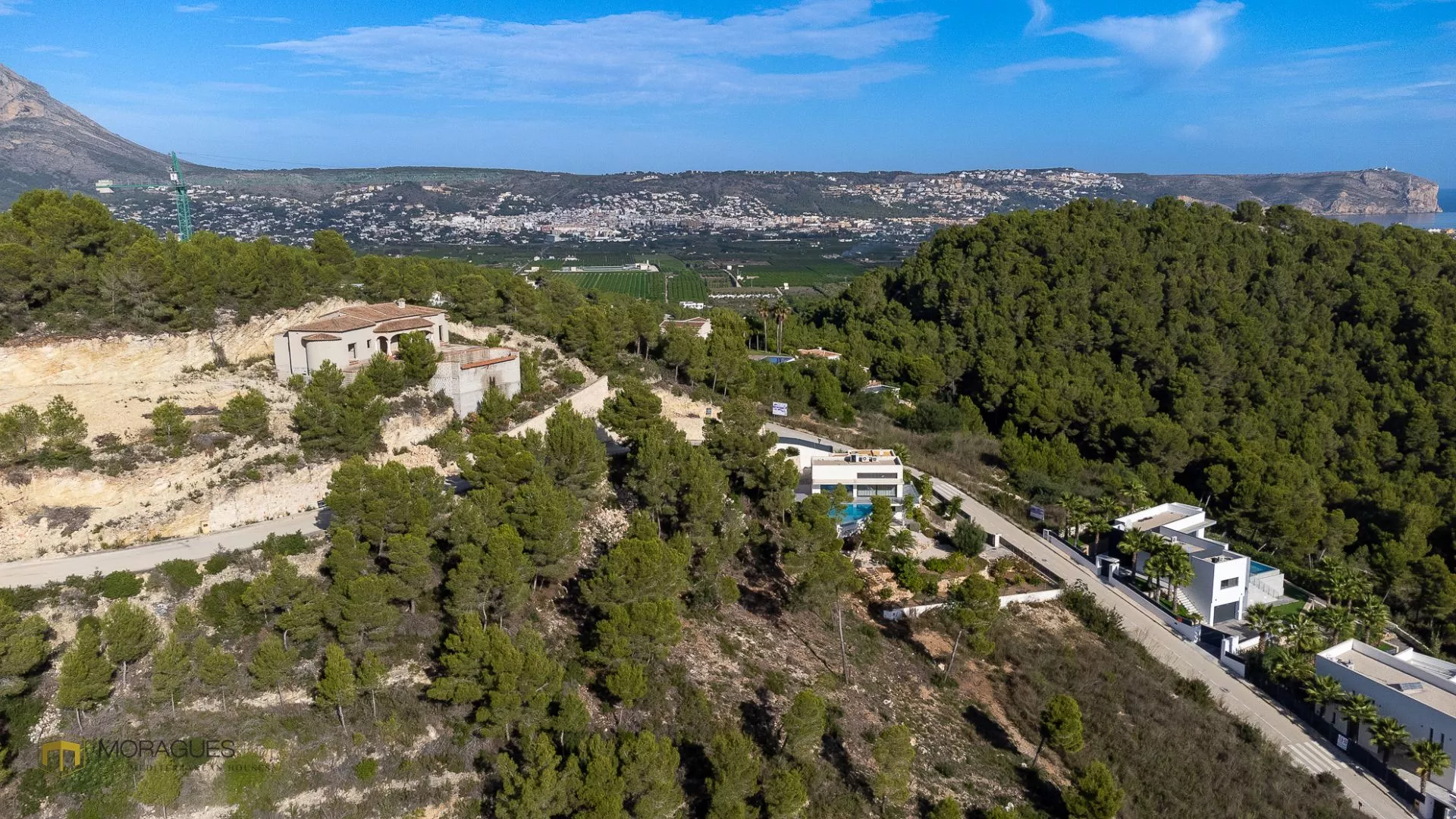 Perceel te koop met uitzicht op zee. - 2/14