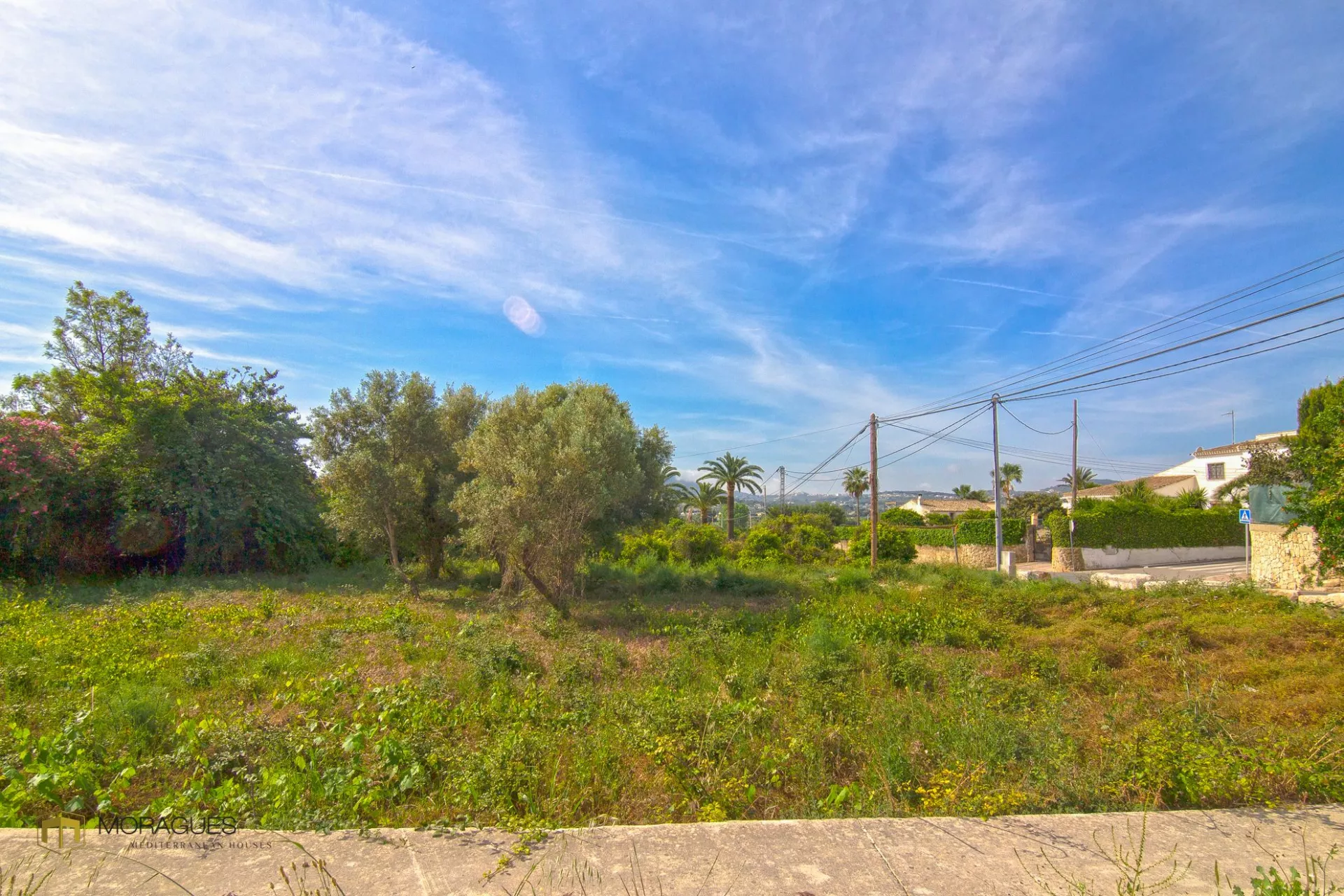 Perceel te koop naast het dorp - 3/4