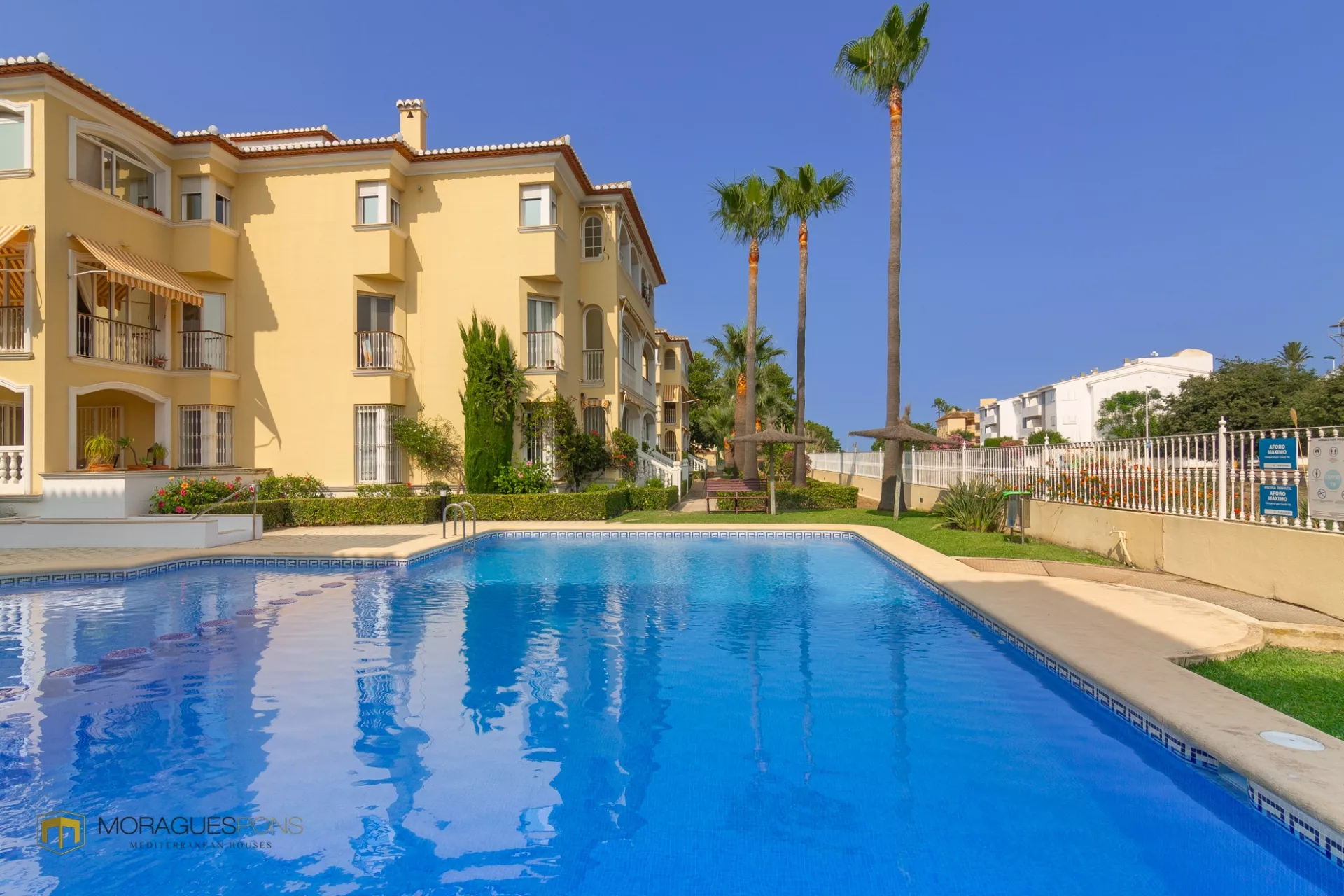 Ground floor apartment in the port of Jávea - 2/16