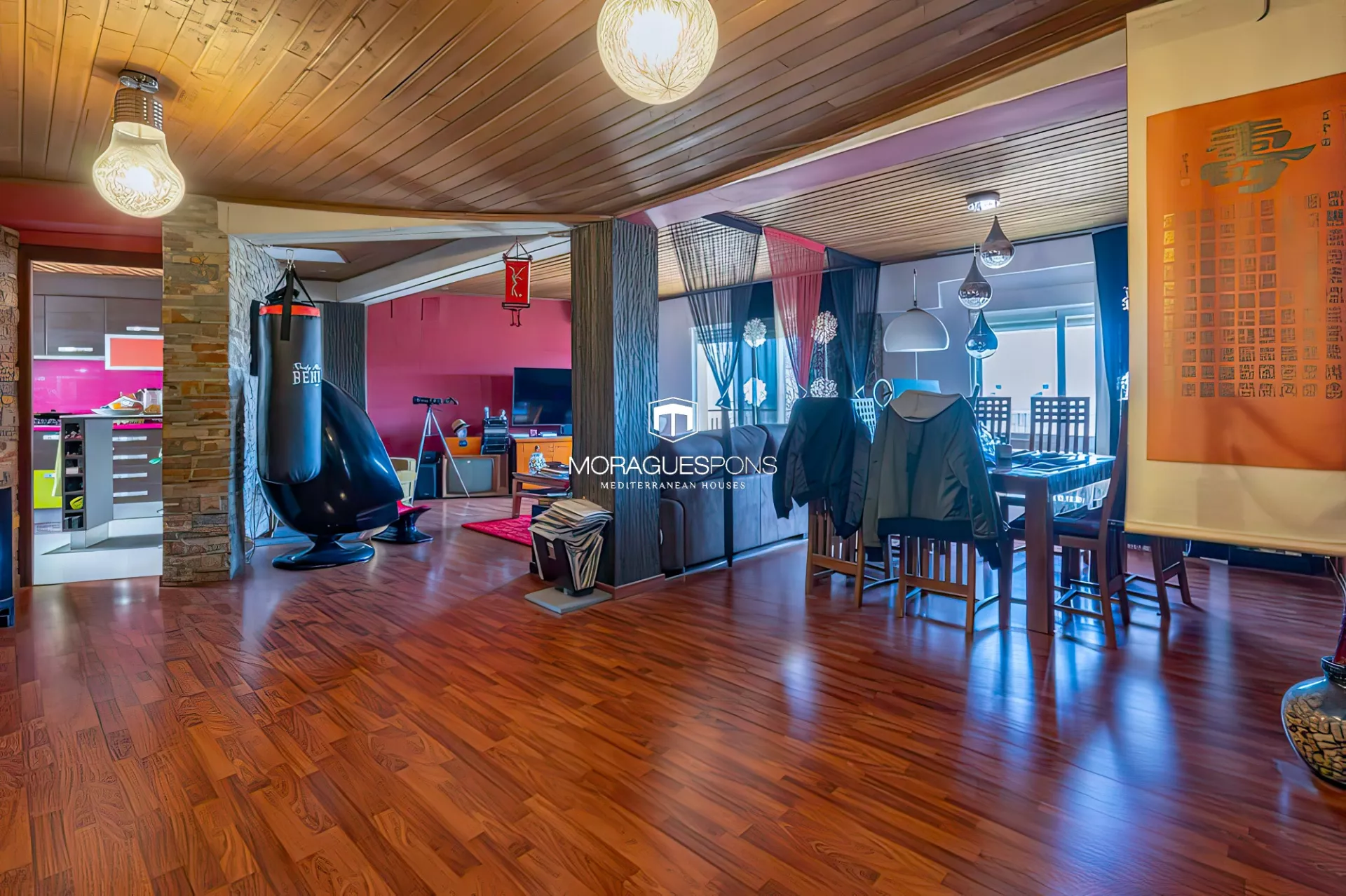 Top-floor apartment with panoramic sea views in the heart of Jávea! - 3/23