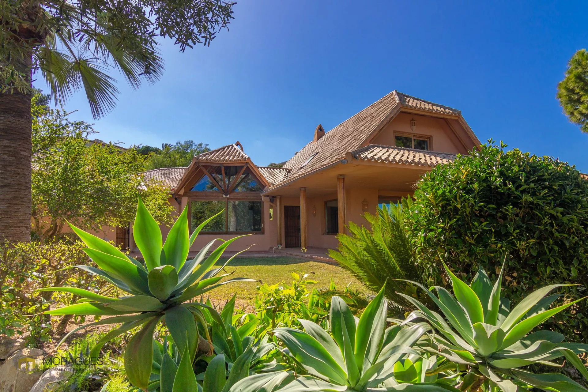 Villa for sale with sea views in Jávea - 2/27