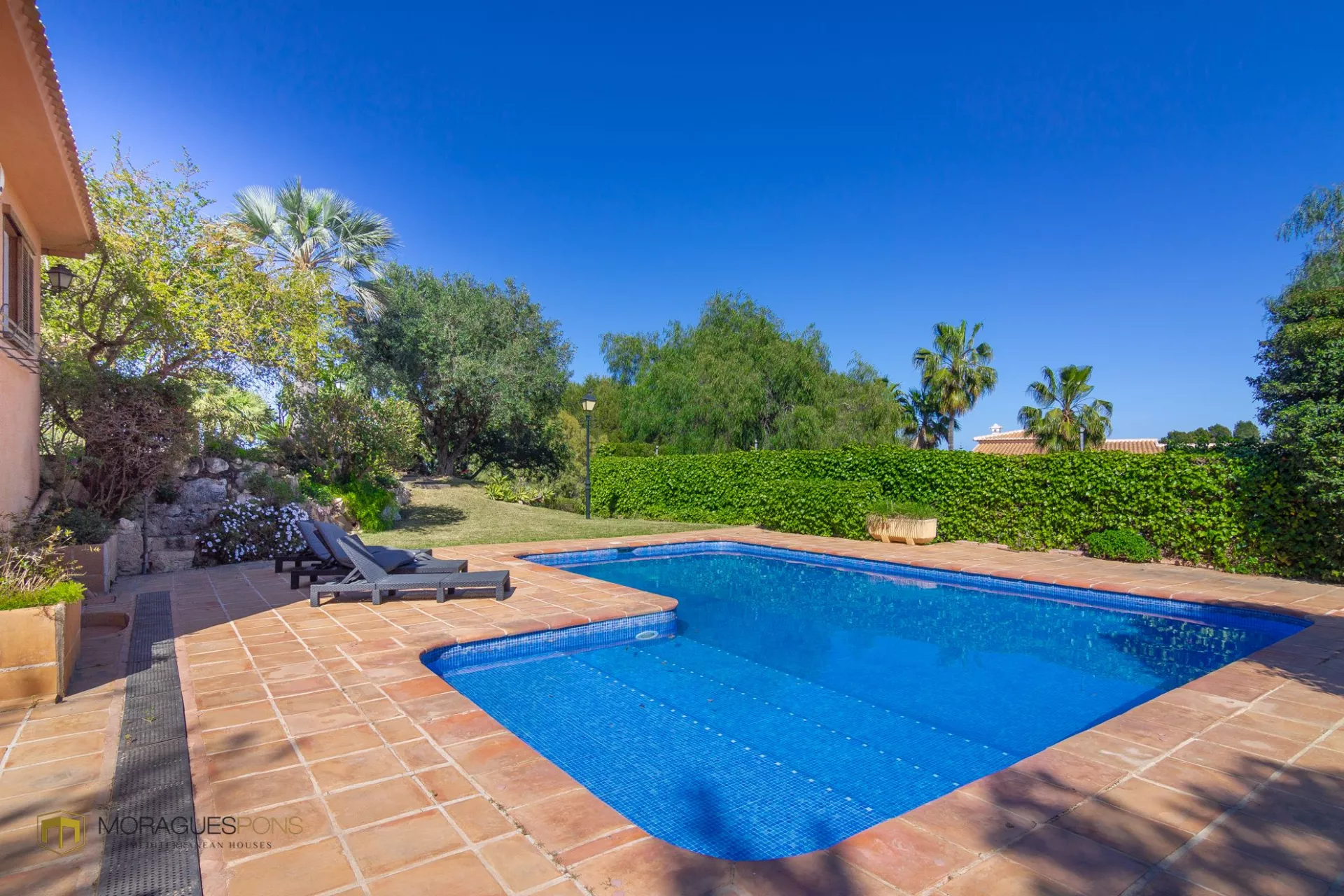 Villa for sale with sea views in Jávea - 5/27