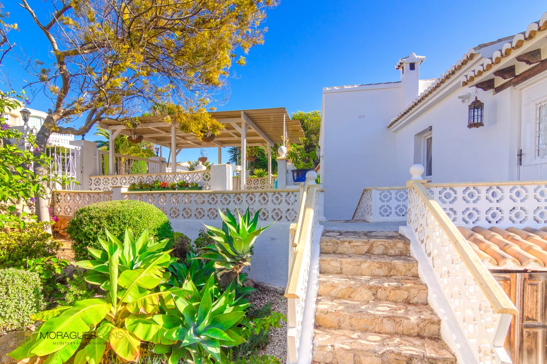 Villa for sale in Jávea - Cabo de la Nao - 4/26