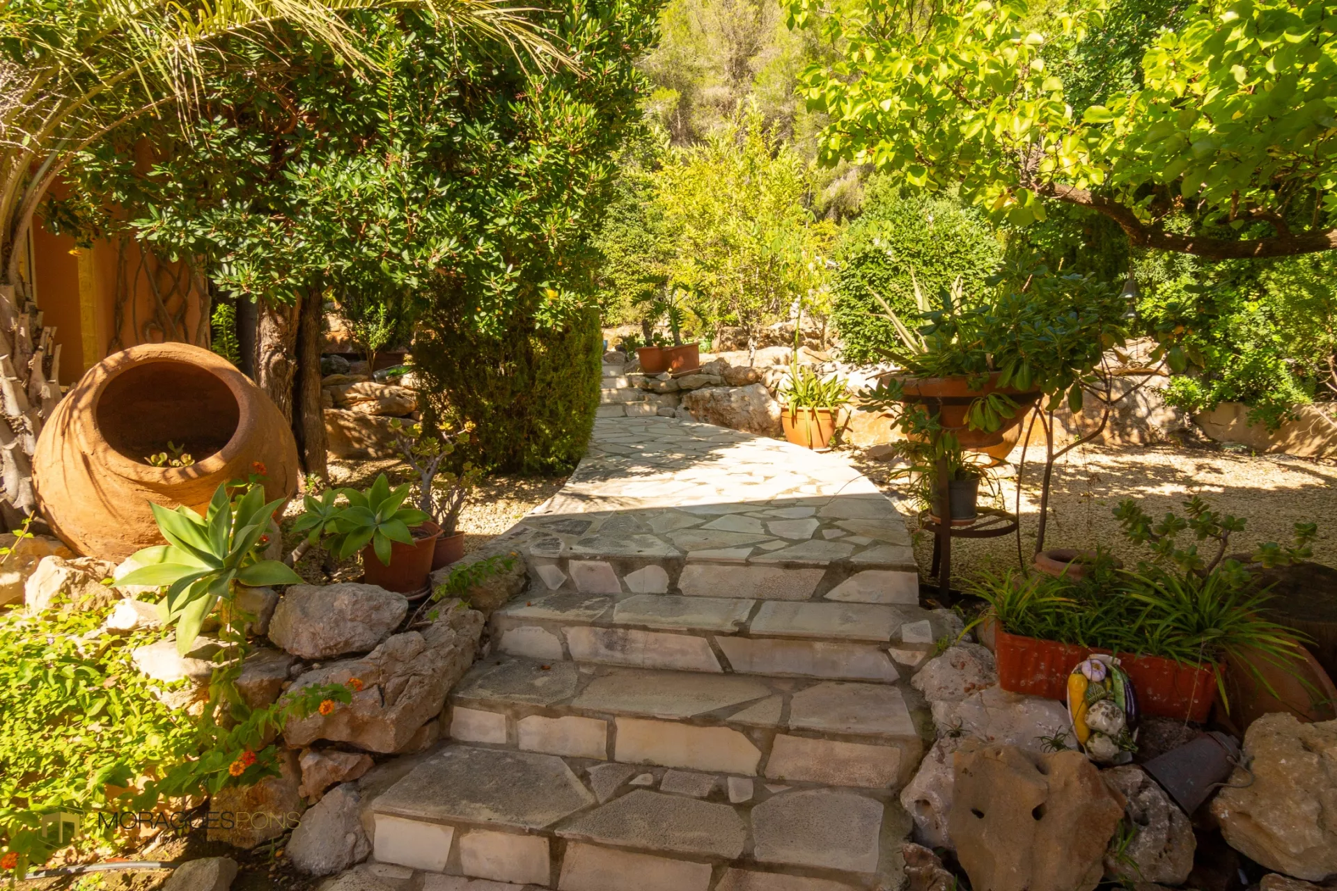Villa with large plot and open views in Jávea. - 4/33