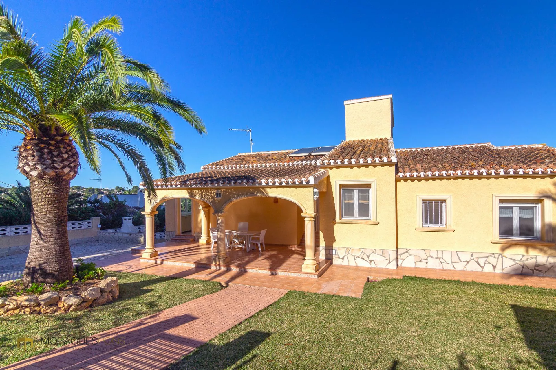Villa with swimming pool for sale in Jávea