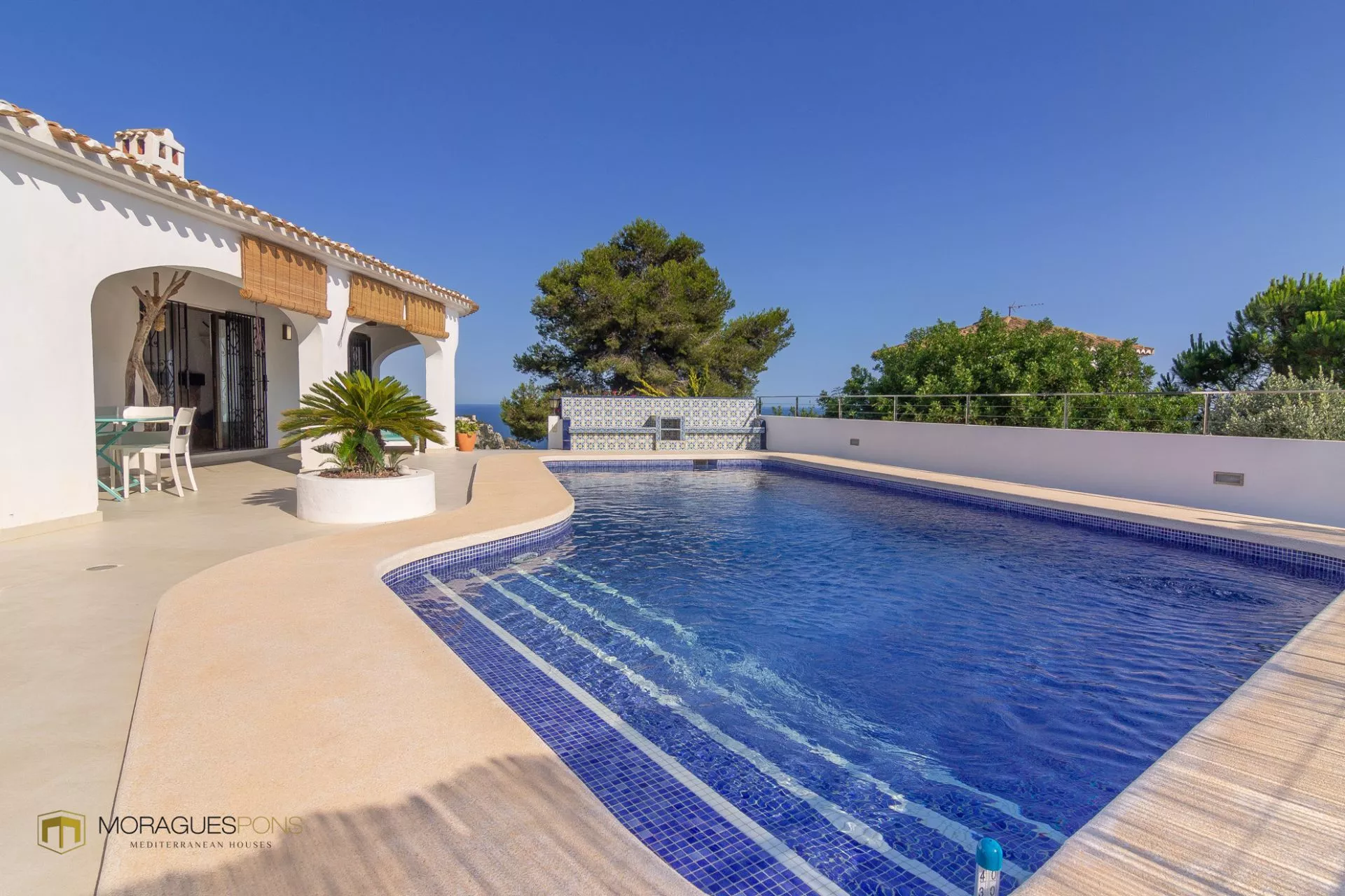 Villa with sea views in la Granadella Jávea - 2/27