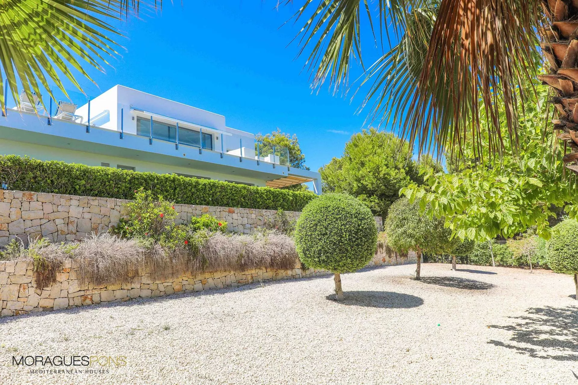 Villa de style méditerranéen avec vue sur la mer - 1/28