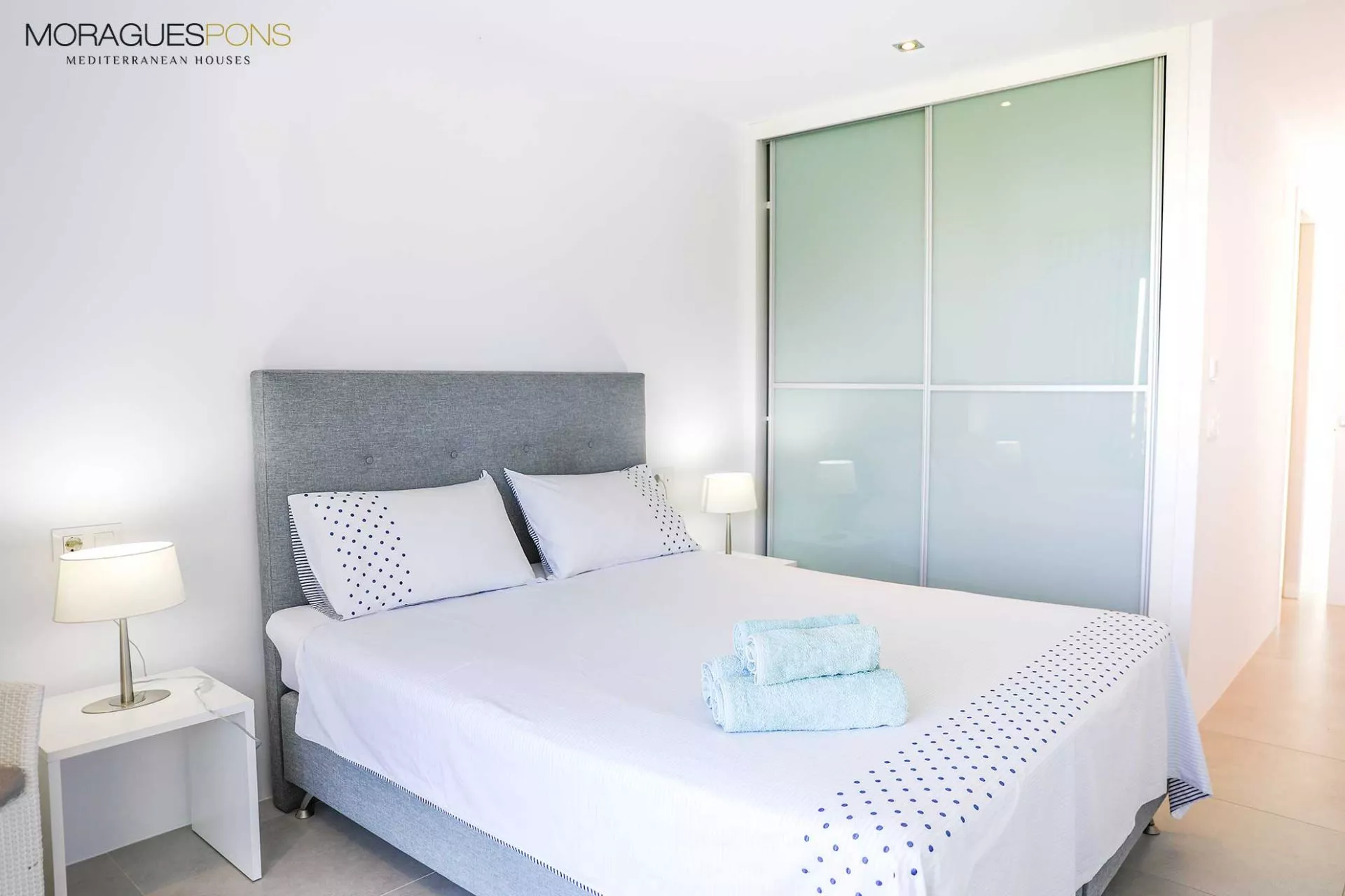 Villa de style méditerranéen avec vue sur la mer - 5/28