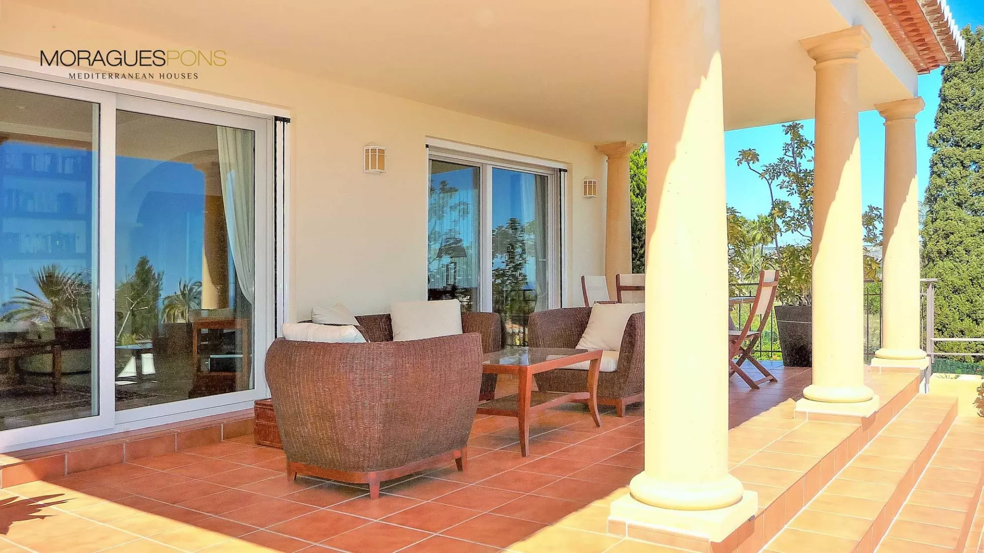 Villa te huur met uitzicht op zee - 2/24