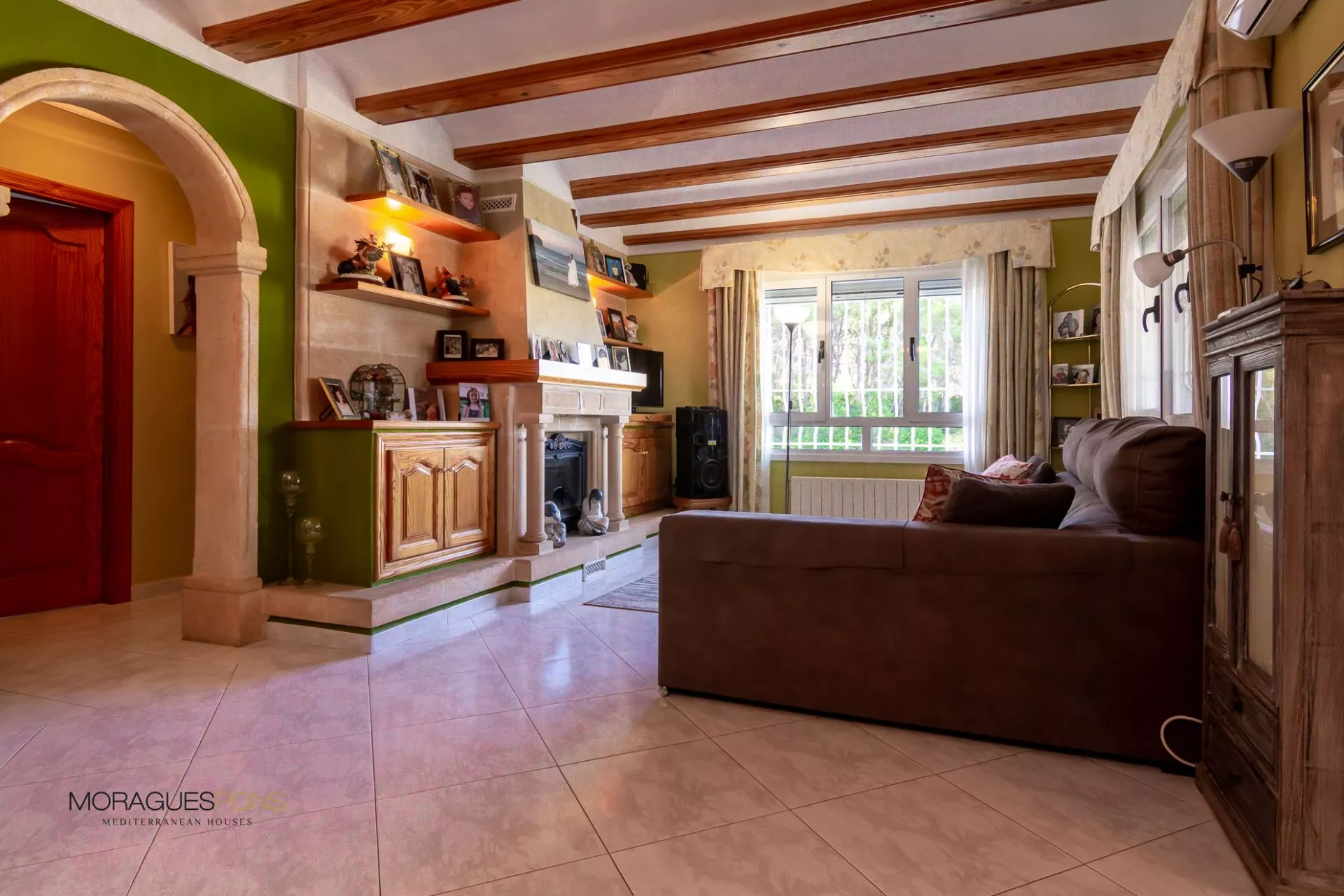 Villa in Jávea with more than 550 sqm  built - 4/21