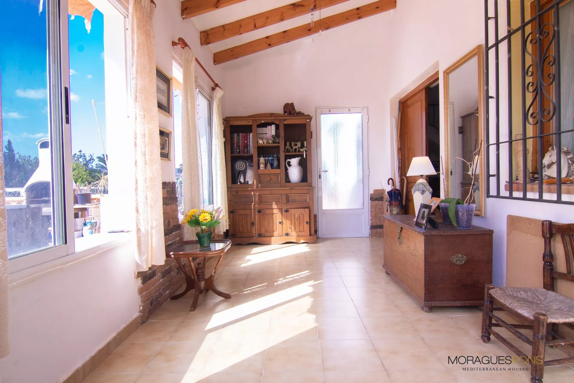 Villa next to the town of Jávea - 5/23