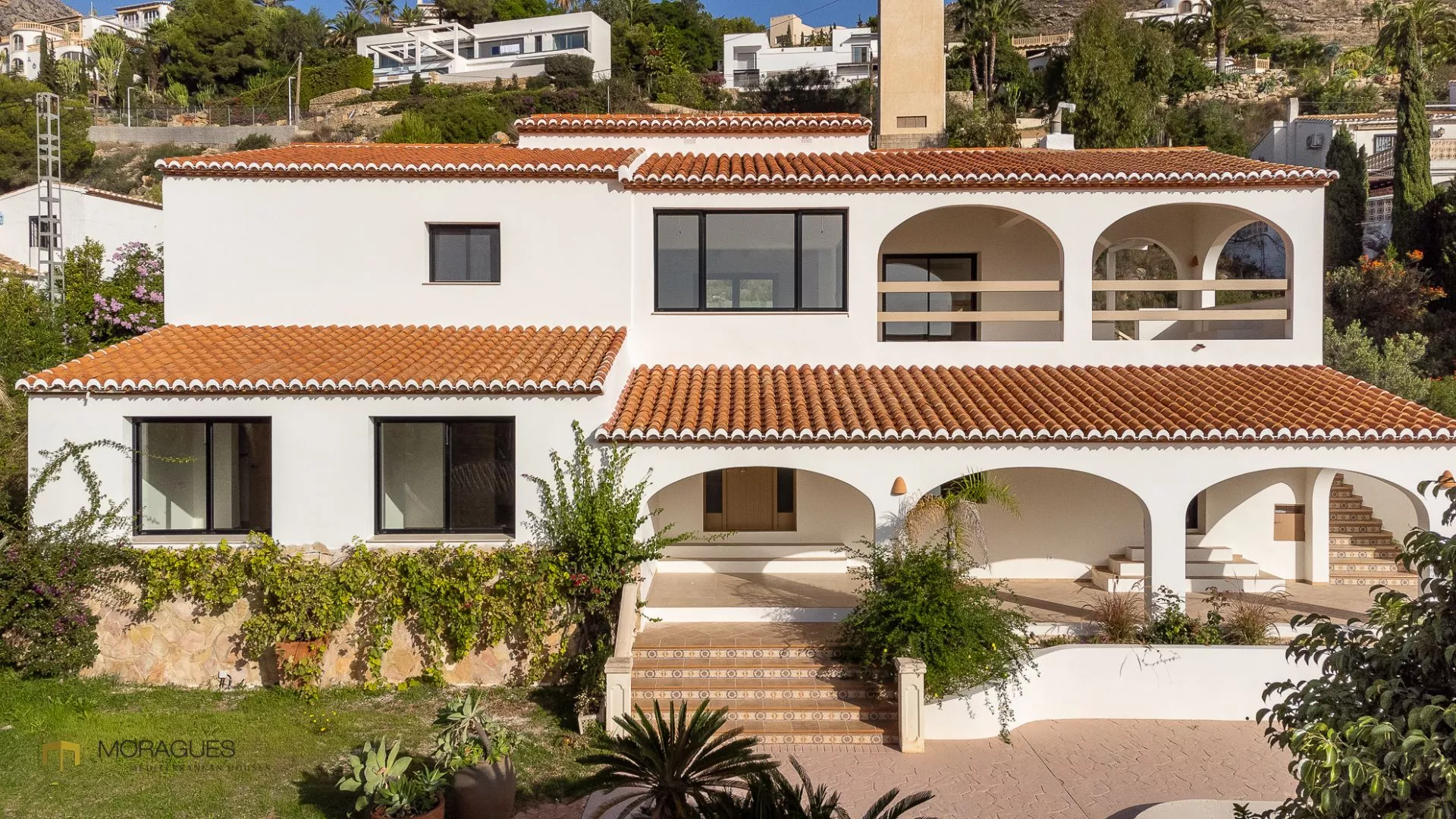 Completely renovated villa with sea views. - 5/33
