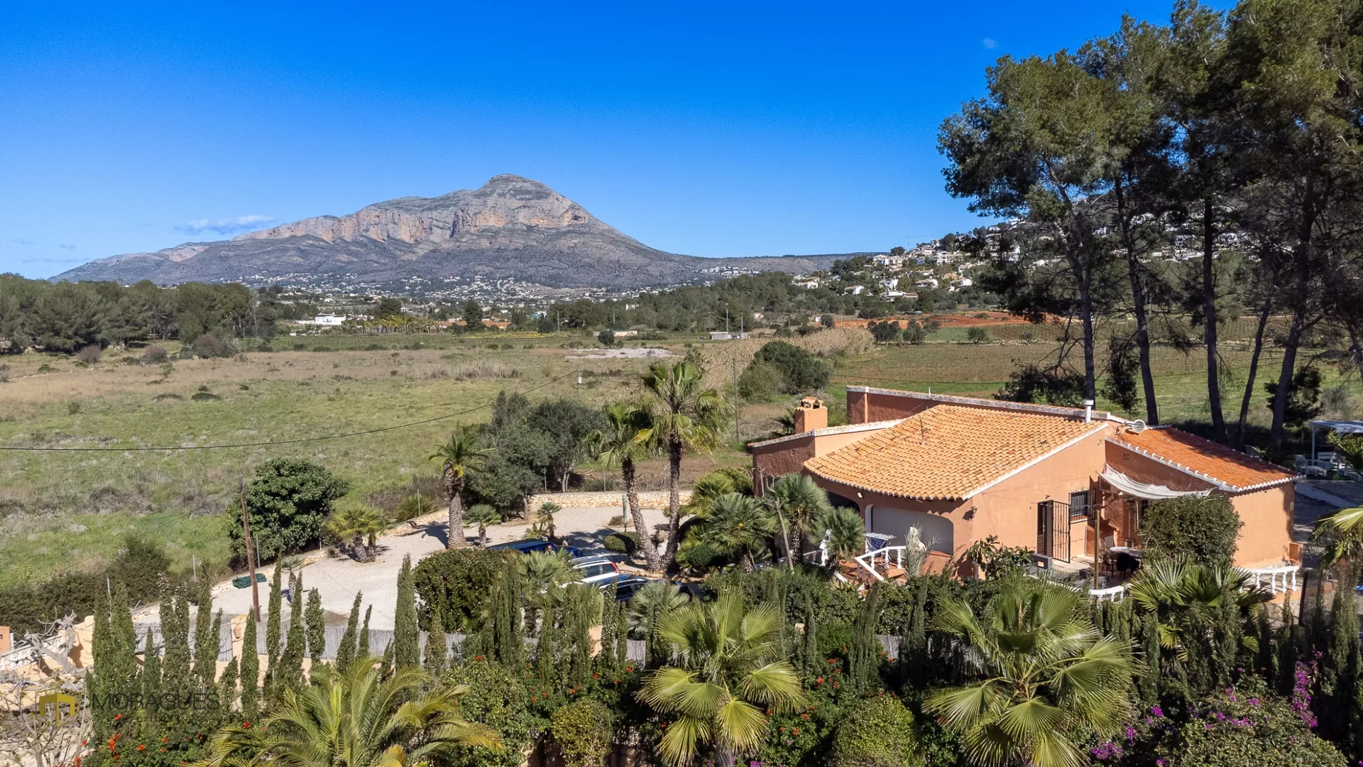 Country house next to Jávea Golf Course - Great opportunity - 4/49