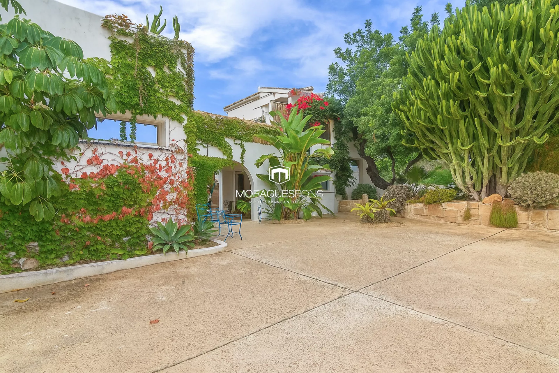 Villa for Sale in El Montgó Jávea - 5/67