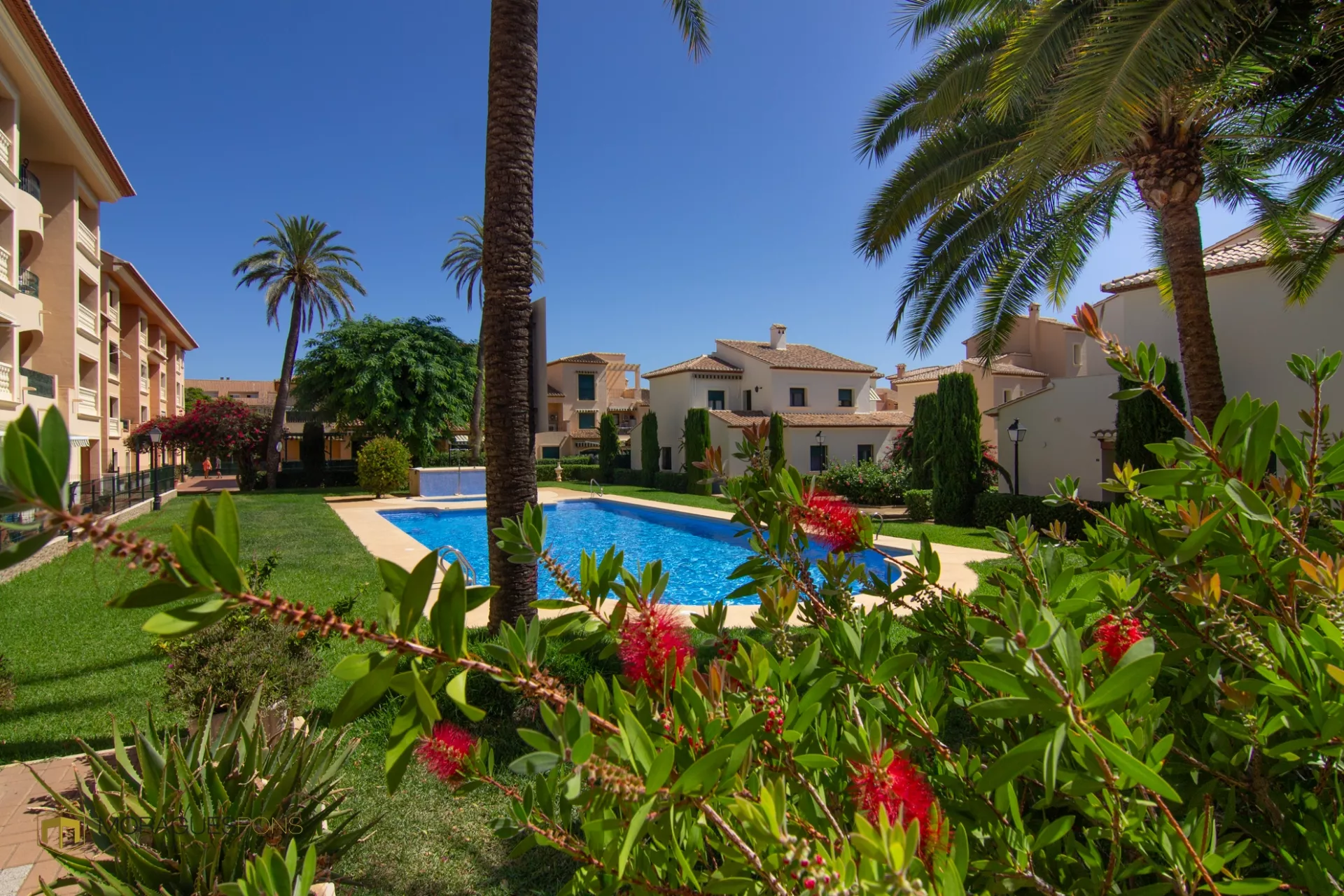 Location à long terme dans le port de Jávea