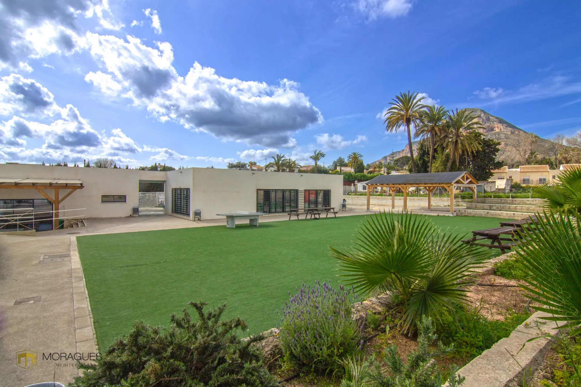 Building for sale in Jávea with attractive yield – Investment with long-term lease agreement - 4/10