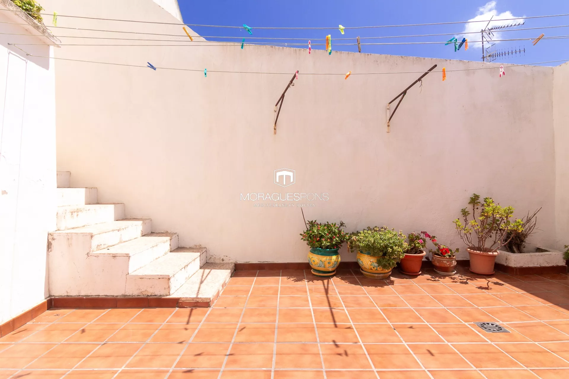 Stadthaus zum Verkauf in Jávea Altstadt – Großartige Renovierungschance mit Aussicht und viel Potenzial - 3/39