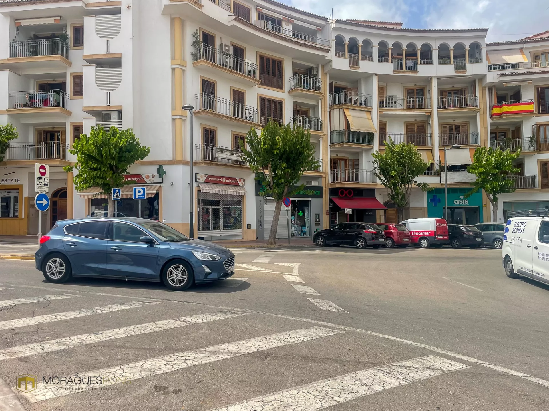 Commercieel pand te koop naast het gemeentehuis van Jávea - 4/8