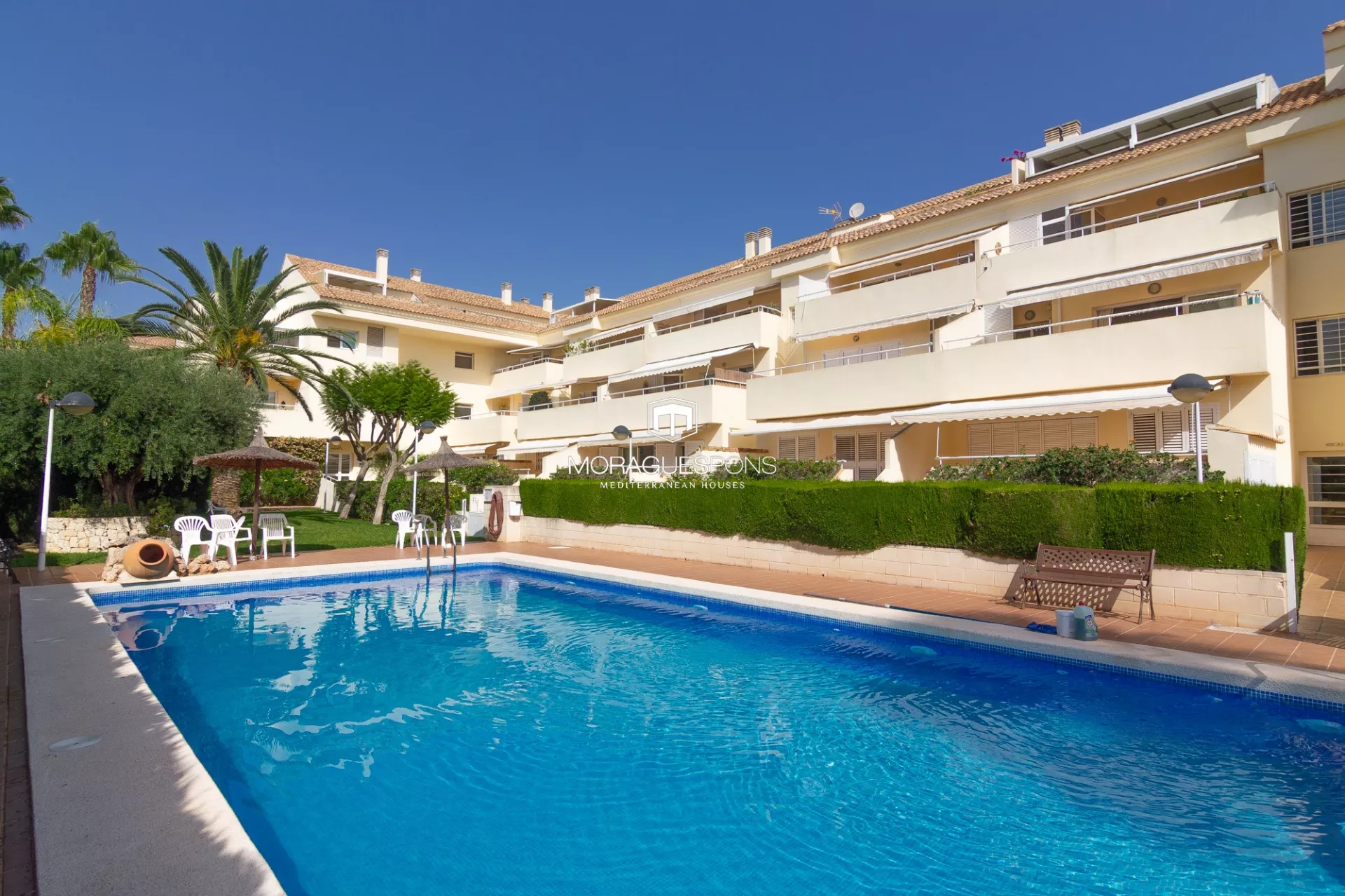 Begane grond appartement in de Calle Génova – Seizoensverhuur van september tot juni - 5/24