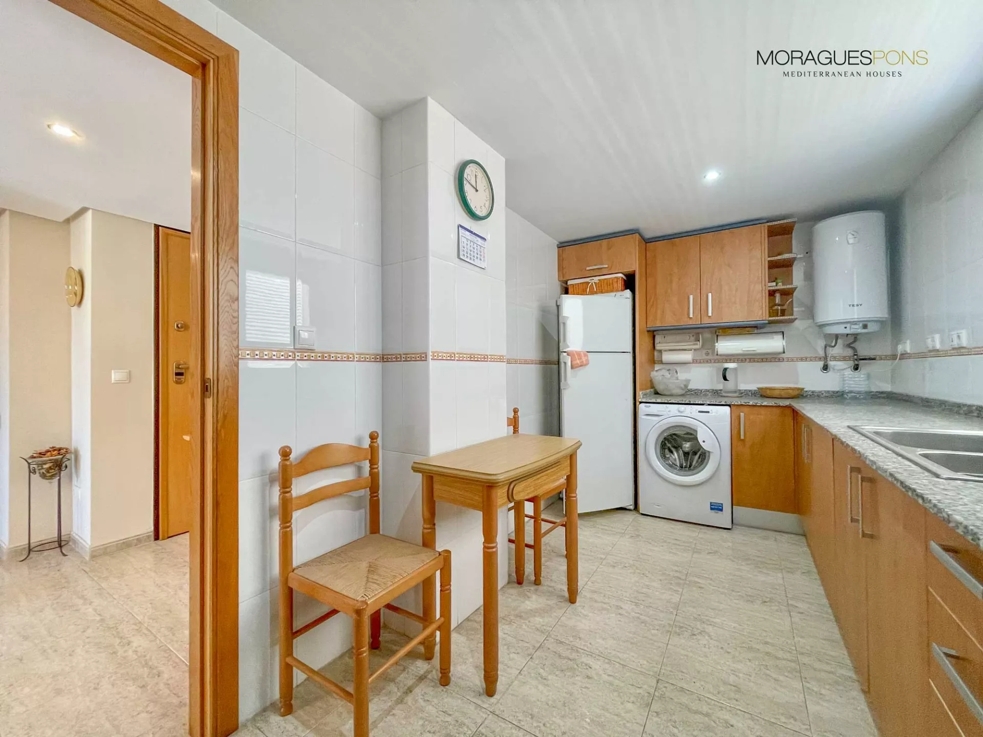 Apartamento de 2 dormitorios a 500m de la Playa del Arenal, Jávea. - 5/13
