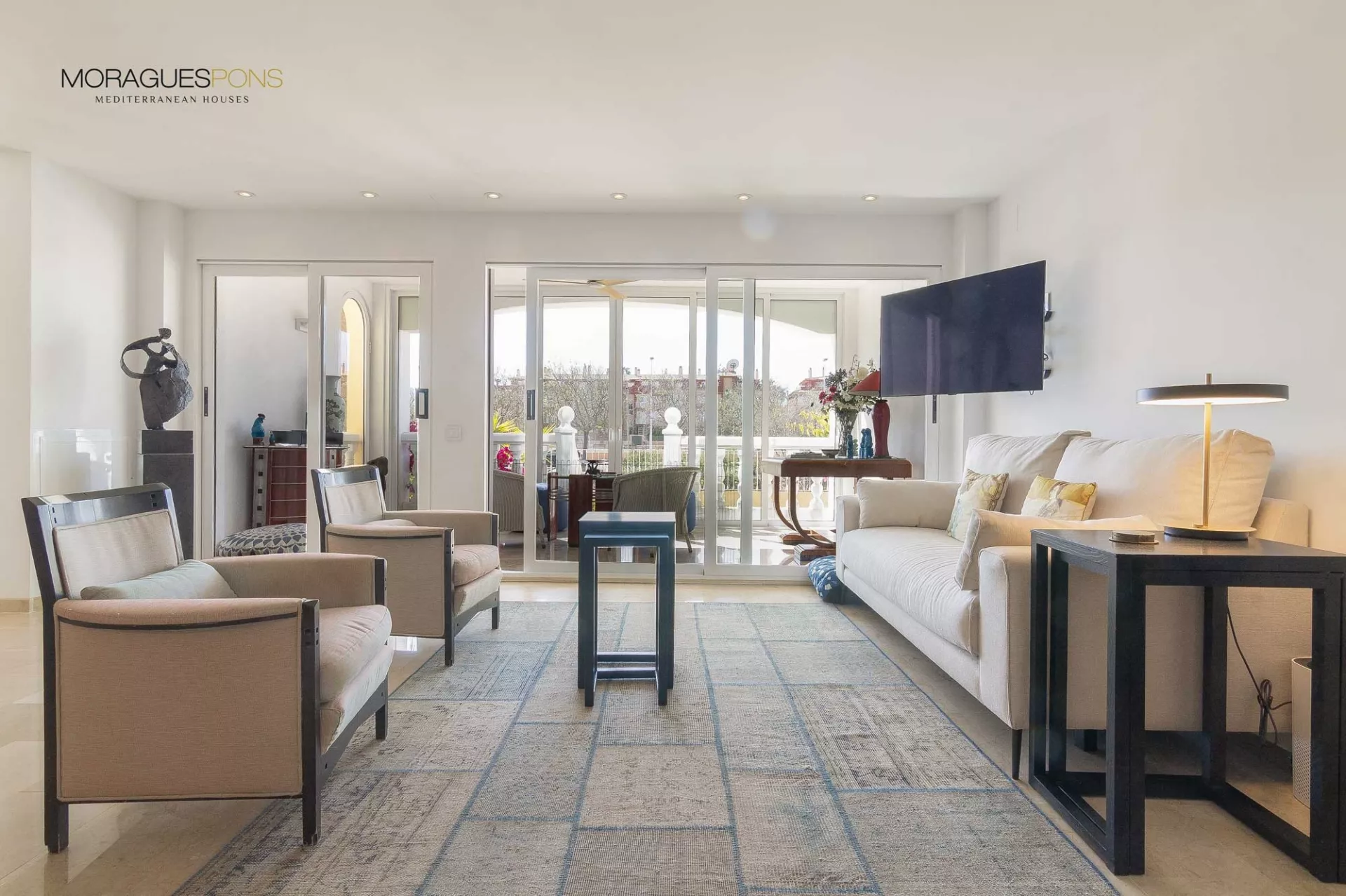 Newly refurbished ground floor apartment in the Port of Jávea at 450m from the Grava beach. - 3/16