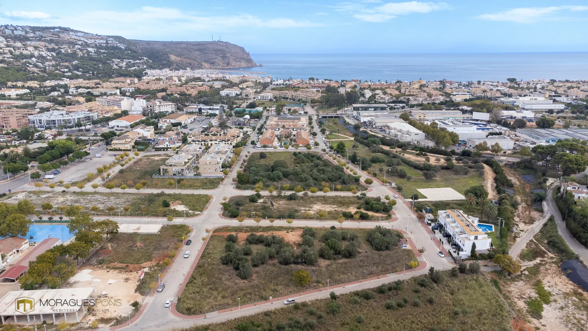 Plot for sale for the construction of 30 houses - 3/10