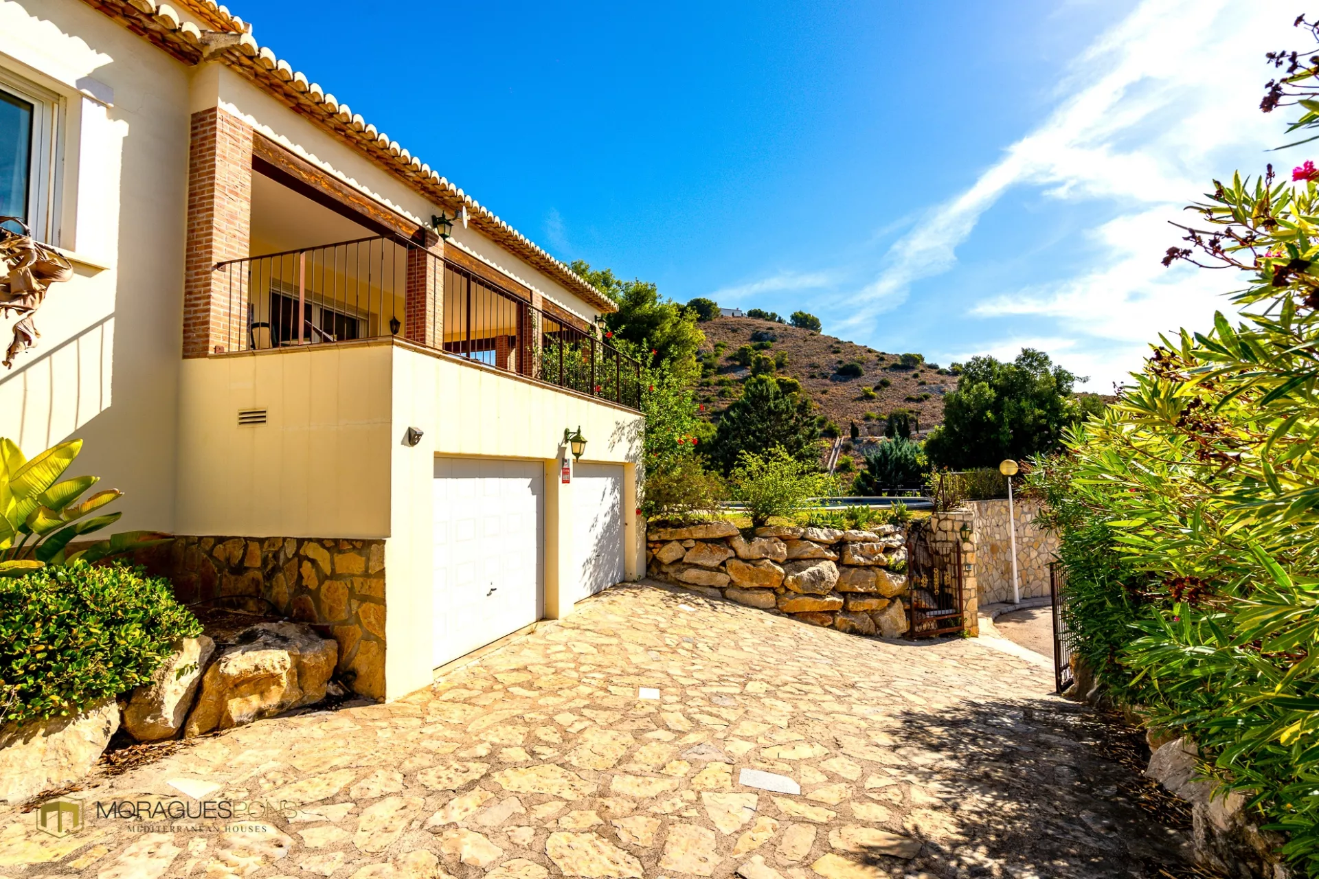 Villa with swimming pool next to the town centre of Jávea - 5/27