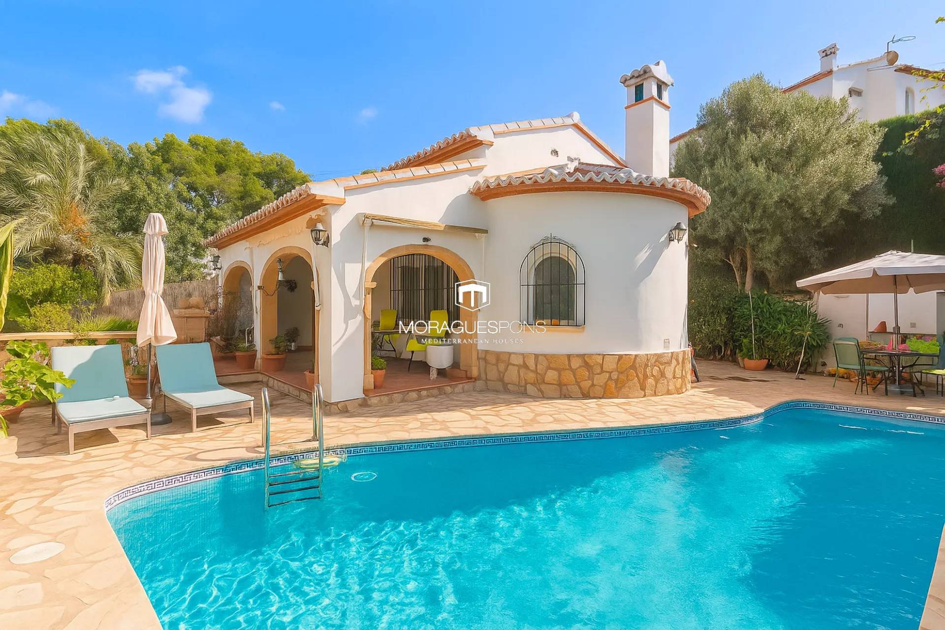 Villa zum Verkauf in Jávea in der Nähe von El Tossalet - 1/39